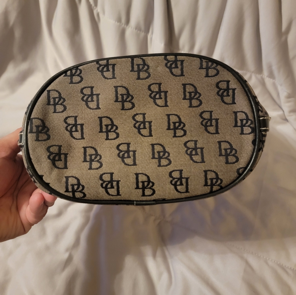 Dooney & Bourke Handbag - Picture 3 of 4